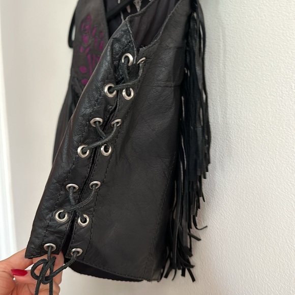 Vintage Leather Rose Corset Vest - Picture 6 of 12